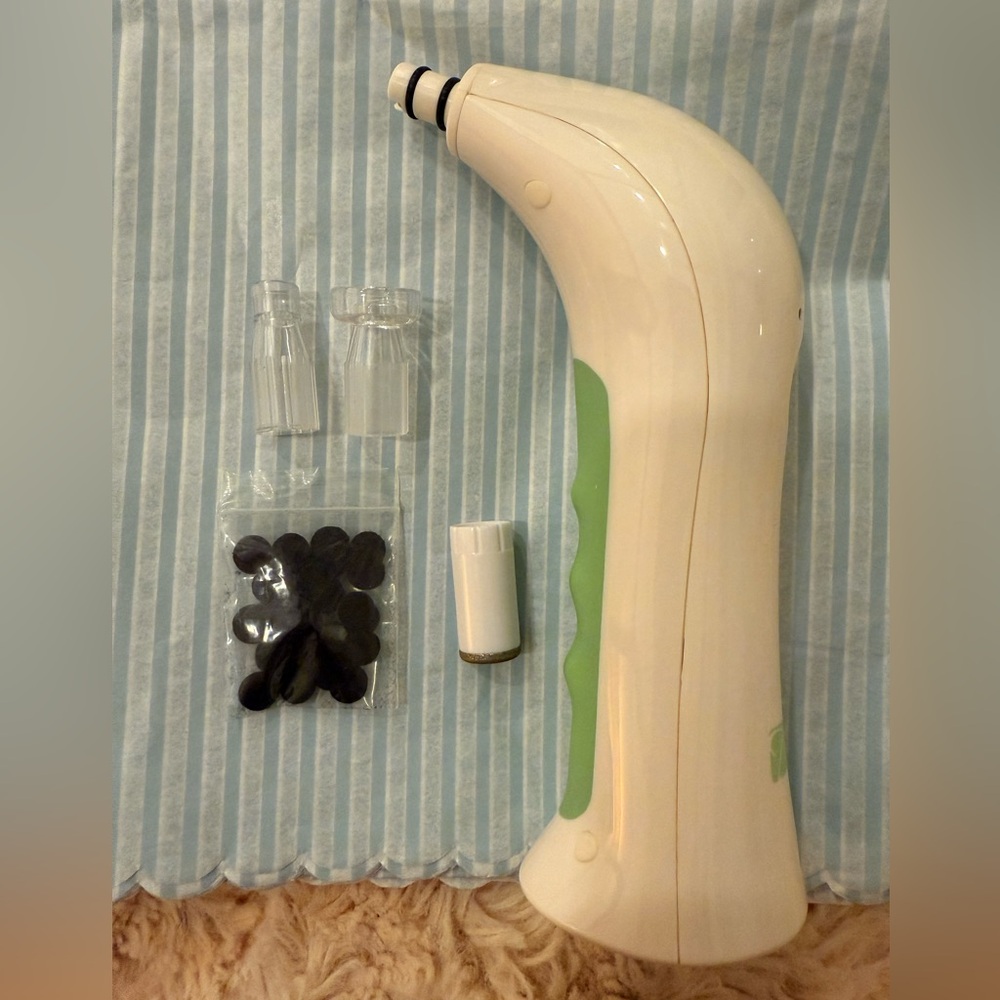 Trophy Skin Microdermabrasion device
